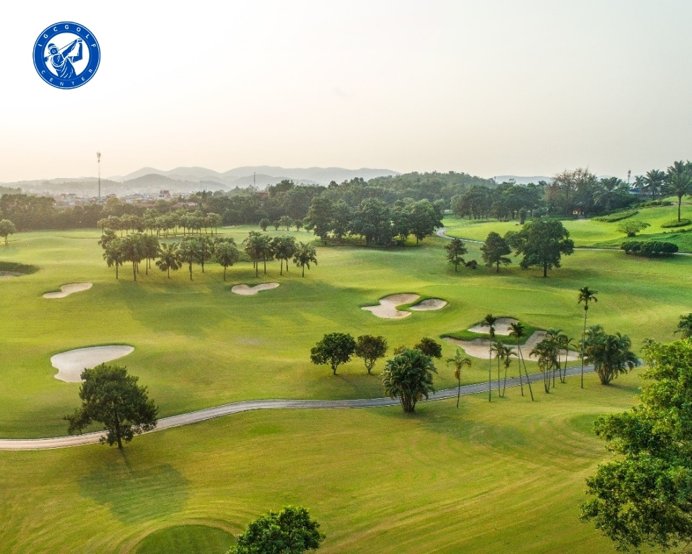 Chơi Golf tại sân Golf Chí Linh