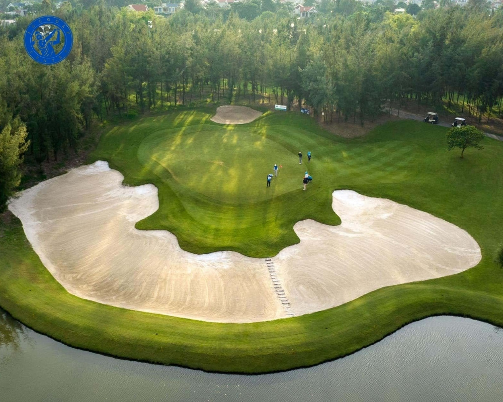 Học đánh Golf ở Thanh Hóa với sân FLC Sầm Sơn