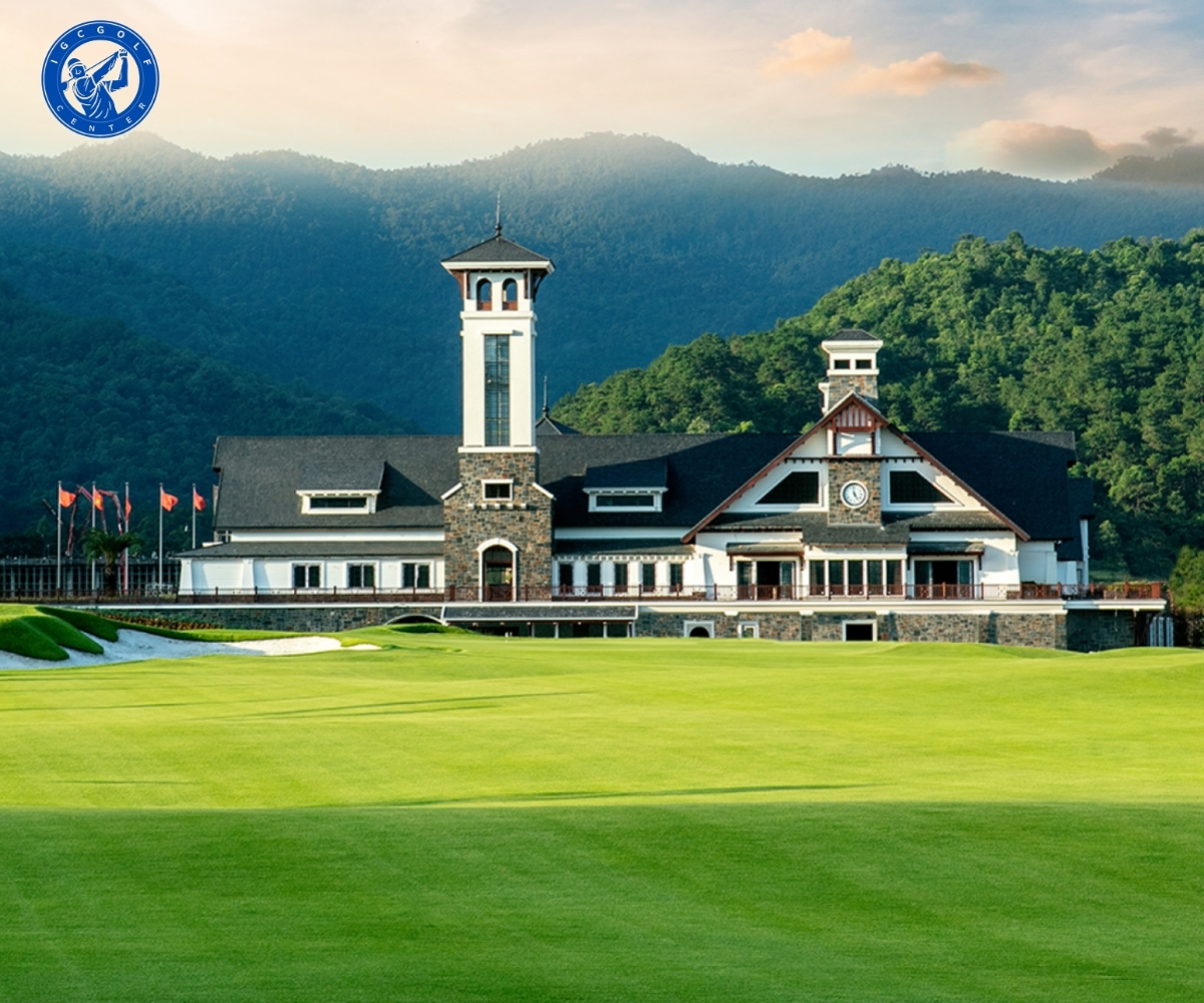 Diện mạo clubhouse tạo cảm giác như đang ghé thăm đất nước Hà Lan thơ mộng