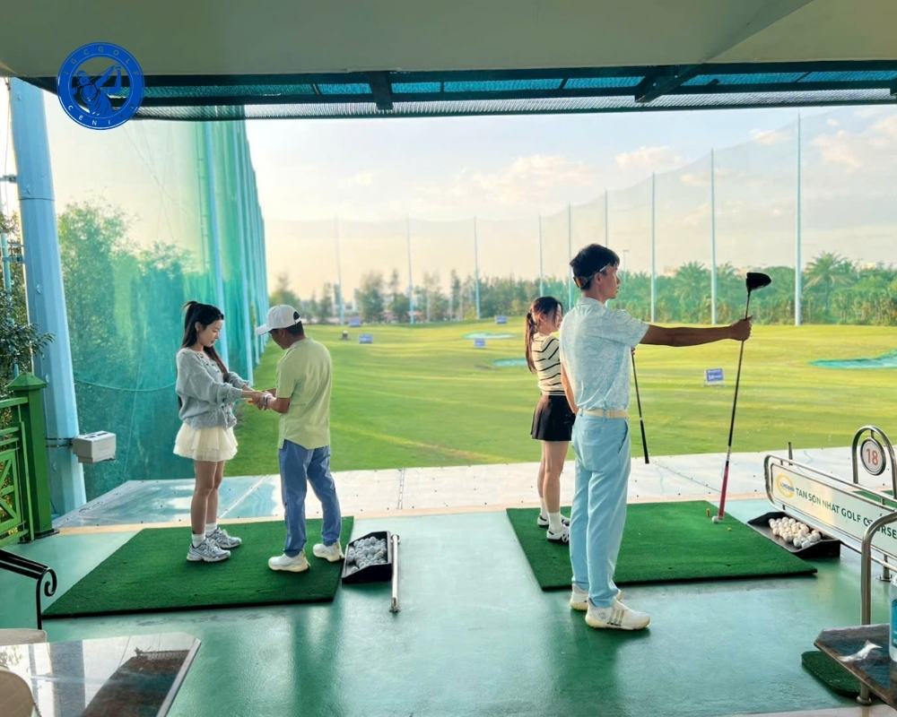 Chi phí khóa học Golf cấp tốc